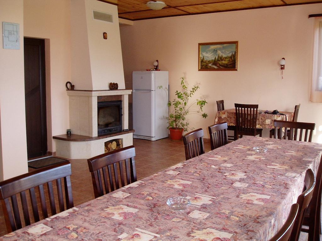 Villa Prolet General-Kantardzhievo 部屋 写真