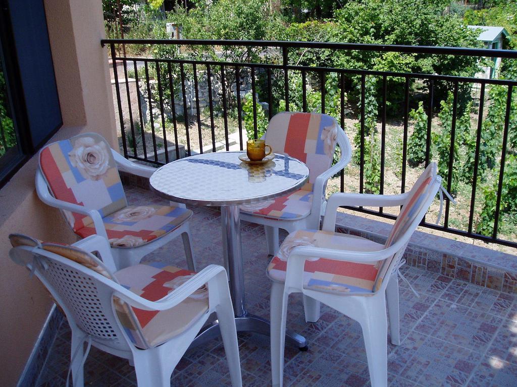 Villa Prolet General-Kantardzhievo 部屋 写真